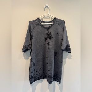 Lululemon Men’s Metal Vent Tech Shirt - Size XXL